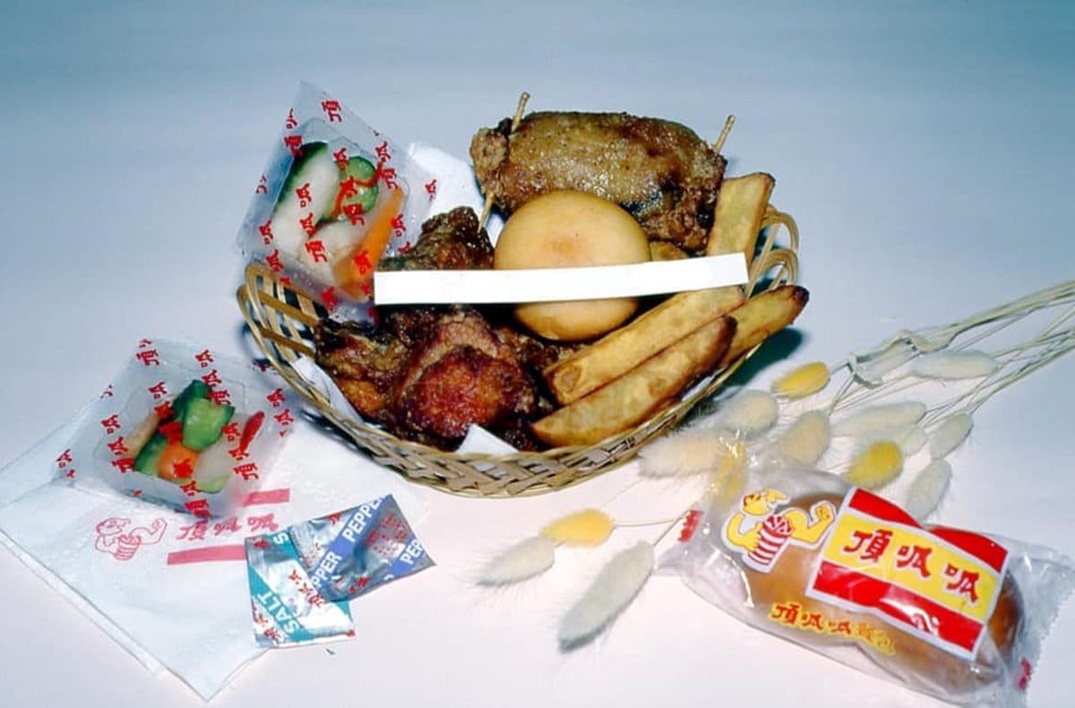 超狂「一斤雞」快閃220元!爽吃炸雞、地瓜薯條組合,還有「三色泡菜」將回歸 超狂「一斤雞」快閃220元!爽吃炸雞、地瓜薯條組合,還有「三色泡菜」將回歸