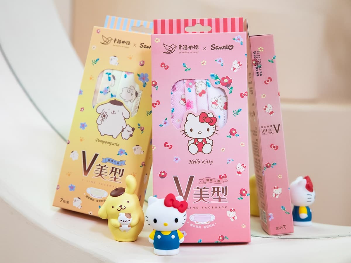 卡通粉集合!《藍色小精靈》口罩秒回童年,還有Kitty、布丁狗小V臉、花火款 卡通粉集合!《藍色小精靈》口罩秒回童年,還有Kitty、布丁狗小V臉、花火款