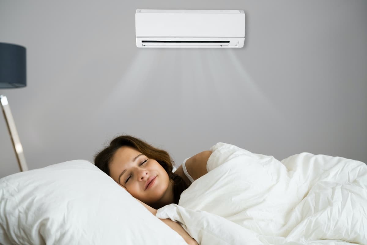 吹冷氣又怕電費貴爆?冷氣依賴者免驚,專家教4招「吹整晚照省電」 吹冷氣又怕電費貴爆?冷氣依賴者免驚,專家教4招「吹整晚照省電」