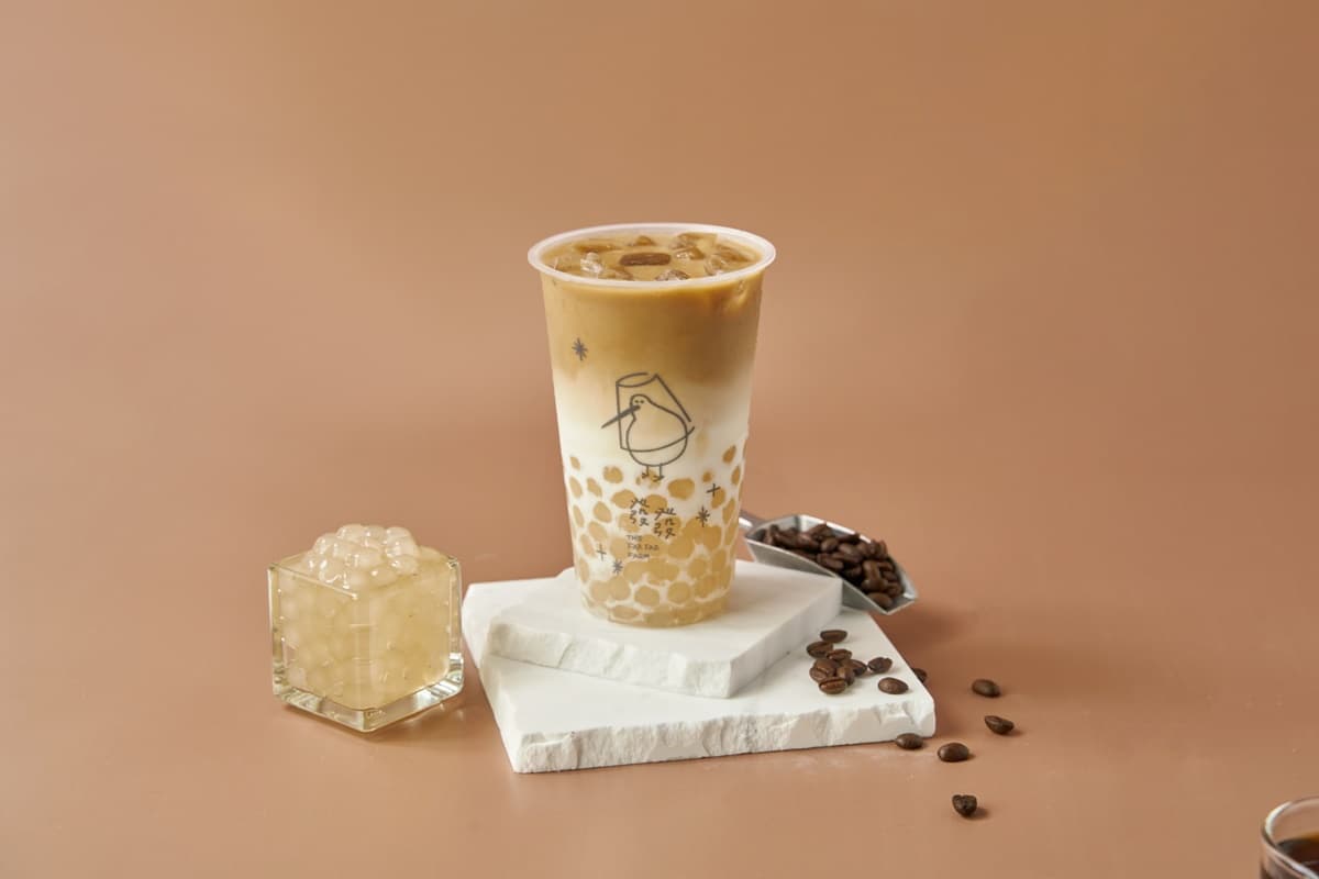 買一送一喝新品!「發發」推最新咖啡凍飲,還有超Q手提盒、七夕玫瑰優格回歸 買一送一喝新品!「發發」推最新咖啡凍飲,還有超Q手提盒、七夕玫瑰優格回歸