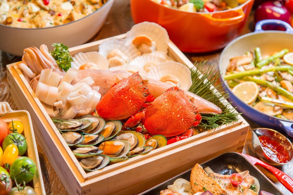 全台6大超欠吃飯店Buffet!米其林烤鴨、日本帝王蟹吃到飽,還有同行5折優惠 全台6大超欠吃飯店Buffet!米其林烤鴨、日本帝王蟹吃到飽,還有同行5折優惠