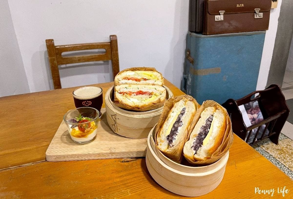 刷爆IG版面!「復古洗衣廠」變身早午餐店超好拍,網推必嘗萬丹紅豆奶油堡 刷爆IG版面!「復古洗衣廠」變身早午餐店超好拍,網推必嘗萬丹紅豆奶油堡