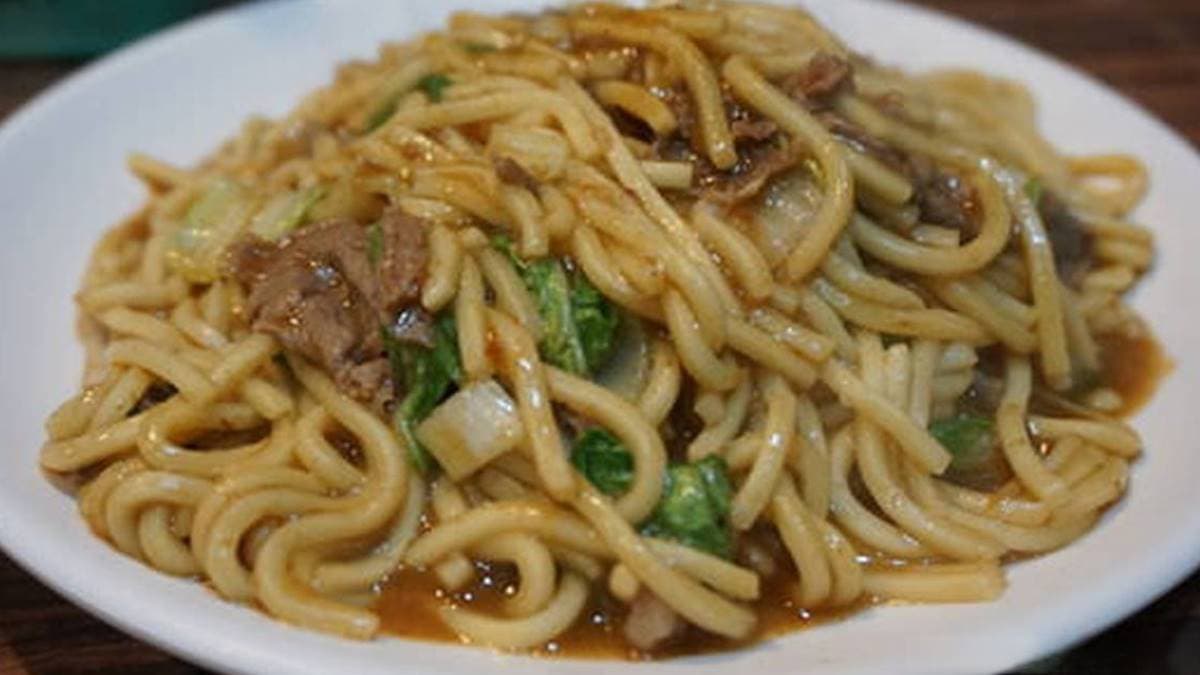在地人宵夜首選!「當歸羊肉湯」肉量驚人只要80元,酥到爆臭豆腐內行必點 在地人宵夜首選!「當歸羊肉湯」肉量驚人只要80元,酥到爆臭豆腐內行必點