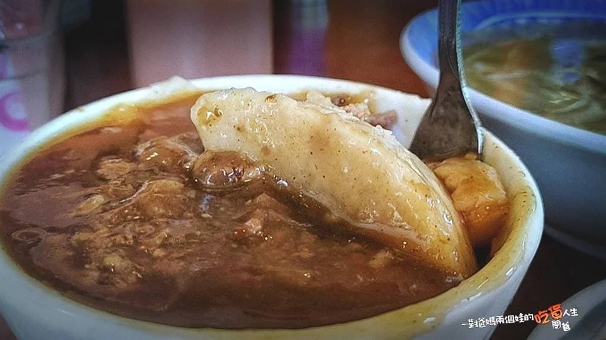 不輸老字號名店!高雄「古早味肉粽」口感軟綿Q彈,碗粿塞滿肉塊太唰嘴 不輸老字號名店!高雄「古早味肉粽」口感軟綿Q彈,碗粿塞滿肉塊太唰嘴