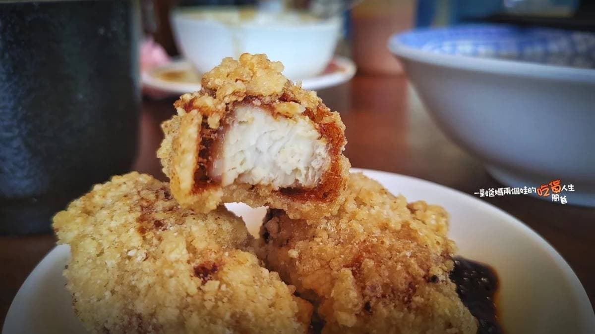 不輸老字號名店!高雄「古早味肉粽」口感軟綿Q彈,碗粿塞滿肉塊太唰嘴 不輸老字號名店!高雄「古早味肉粽」口感軟綿Q彈,碗粿塞滿肉塊太唰嘴