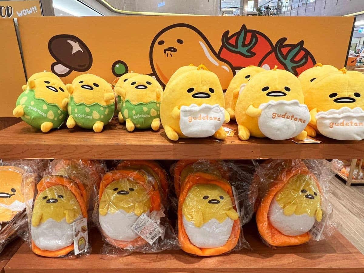 史上最萌「蛋黃哥草莓生吐司公仔」!蛋黃哥快閃店到高雄,餐點、周邊一次看 史上最萌「蛋黃哥草莓生吐司公仔」!蛋黃哥快閃店到高雄,餐點、周邊一次看