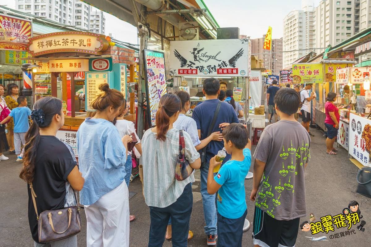 網推高雄最好逛!瑞豐夜市8必吃:南霸天雞排、IG超夯玉米杯、現做鮮奶麻糬 網推高雄最好逛!瑞豐夜市8必吃:南霸天雞排、IG超夯玉米杯、現做鮮奶麻糬