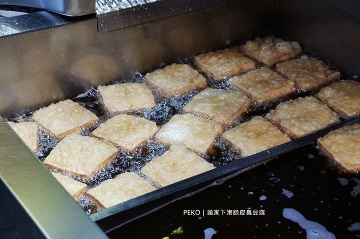 愈臭愈愛!雙北6家「4星起跳」臭豆腐:被麵線耽誤、好評破千、加九層塔醬 愈臭愈愛!雙北6家「4星起跳」臭豆腐:被麵線耽誤、好評破千、加九層塔醬