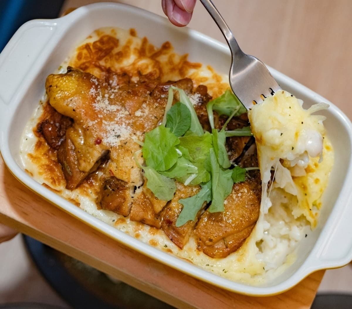 網評4.6分!義式餐廳曾獲「亞太十大名店」,海鮮燉飯擺滿白蝦、蛤蜊太澎派 網評4.6分!義式餐廳曾獲「亞太十大名店」,海鮮燉飯擺滿白蝦、蛤蜊太澎派