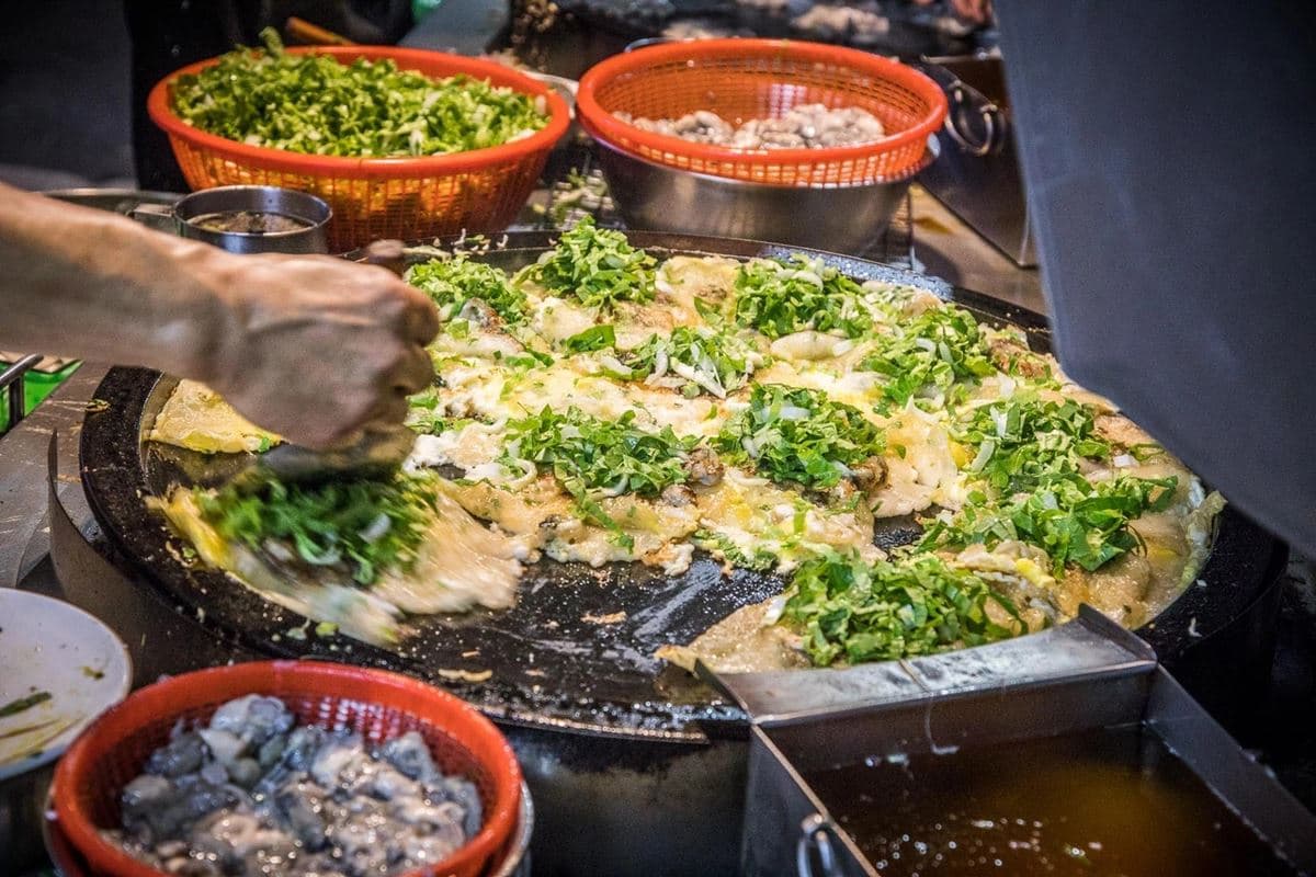 三重老饕推爆!三和夜市6周邊美食:20元燒餅、滿料蚵仔煎、11種海鮮鍋燒麵 三重老饕推爆!三和夜市6周邊美食:20元燒餅、滿料蚵仔煎、11種海鮮鍋燒麵