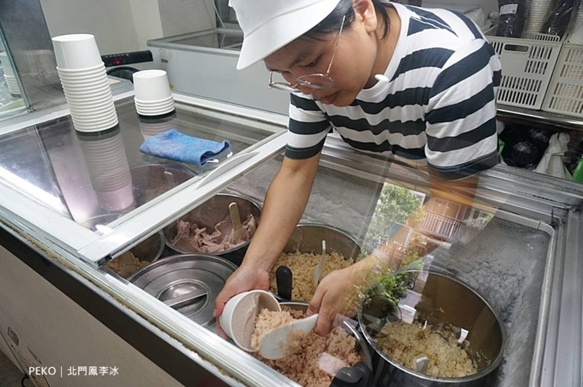 4星以上!捷運藍線10家冰品地圖:冰淇淋之神、阿公刀切冰、獨特豆花蓋冰 4星以上!捷運藍線10家冰品地圖:冰淇淋之神、阿公刀切冰、獨特豆花蓋冰