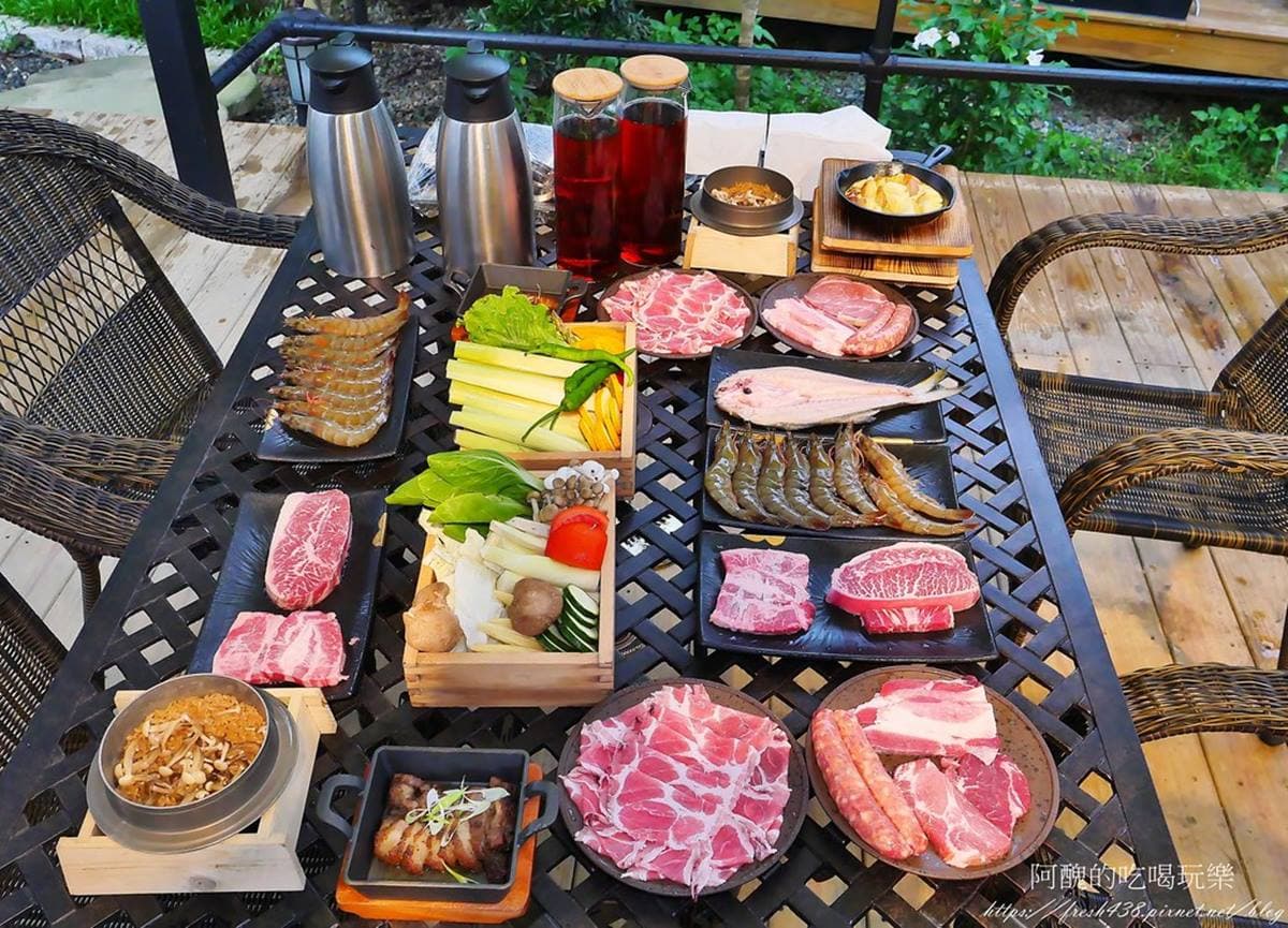 免搭帳豪華露營!夢幻「星空帳」宛如置身五星飯店,BBQ火烤兩吃+DIY活動全包 免搭帳豪華露營!夢幻「星空帳」宛如置身五星飯店,BBQ火烤兩吃+DIY活動全包