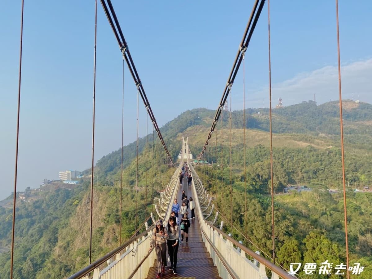 別只去阿里山!嘉義梅山12大祕境:最美茶園步道、台版九寨溝、海拔最高吊橋 別只去阿里山!嘉義梅山12大祕境:最美茶園步道、台版九寨溝、海拔最高吊橋