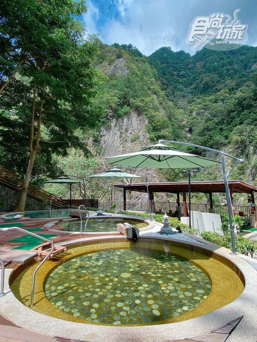 「台版阿爾卑斯山」溫泉飯店!山景樓中樓房超好拍,還有超狂餐車火鍋可吃 「台版阿爾卑斯山」溫泉飯店!山景樓中樓房超好拍,還有超狂餐車火鍋可吃