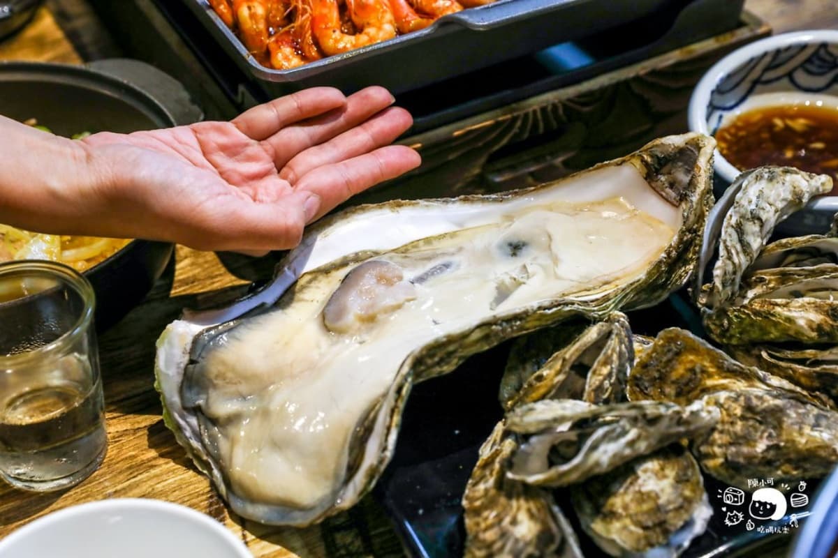 內用白飯吃到飽!三重「麻辣水煮魚」爽嗑整隻巴沙魚,巨無霸生蠔比手掌大 內用白飯吃到飽!三重「麻辣水煮魚」爽嗑整隻巴沙魚,巨無霸生蠔比手掌大