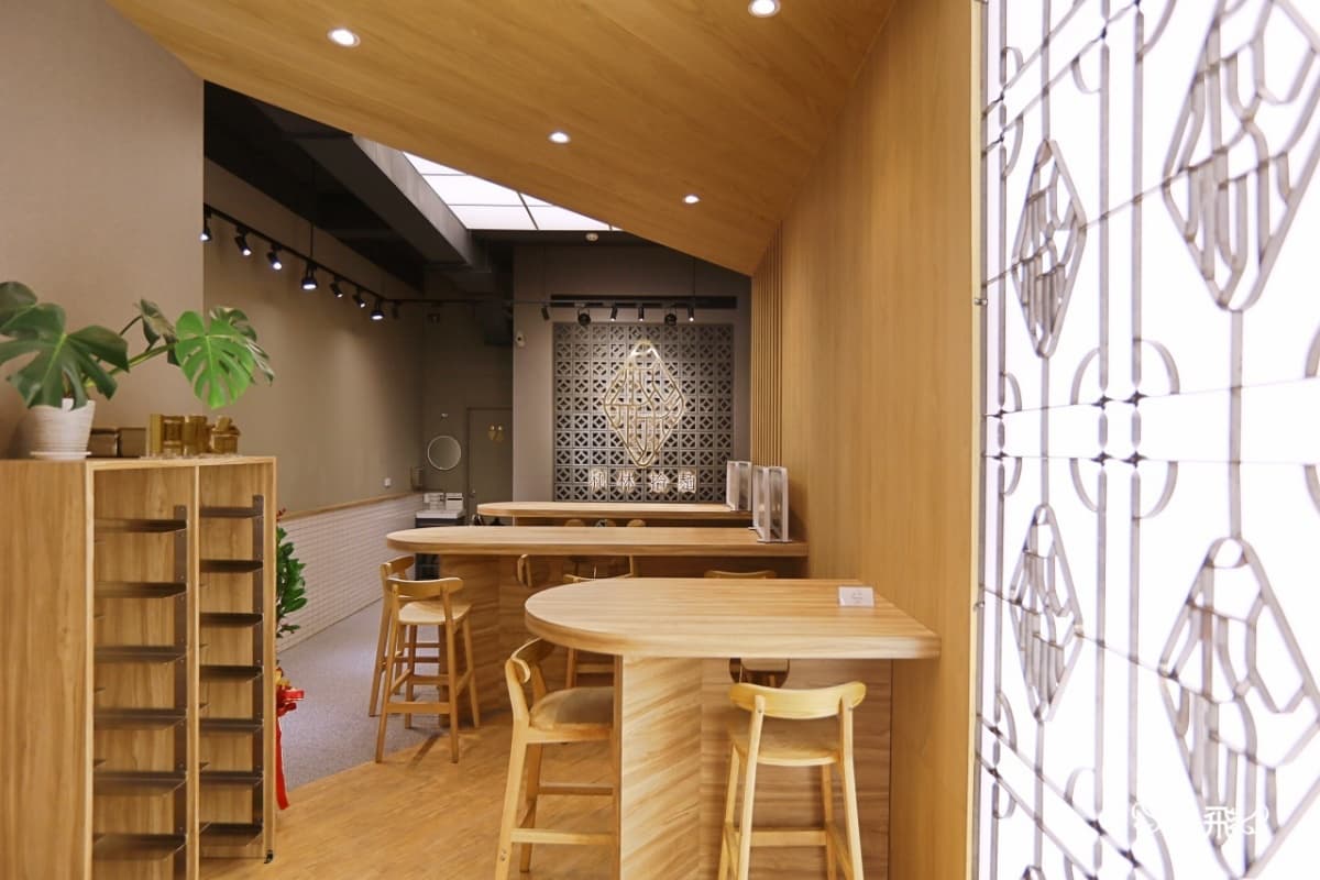 【新開店】全台首創一麵兩吃!「椒麻拌麵」13種小菜任搭,淋現熬雞湯變湯麵 【新開店】全台首創一麵兩吃!「椒麻拌麵」13種小菜任搭,淋現熬雞湯變湯麵