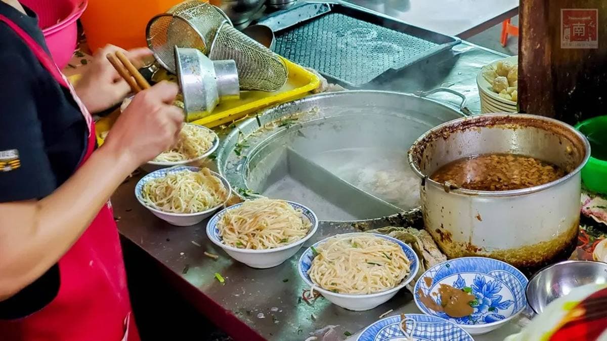台南人口袋名單!南區5家必吃:50元脆皮鴨肉飯、24小時牛肉湯、隱藏版黑輪 台南人口袋名單!南區5家必吃:50元脆皮鴨肉飯、24小時牛肉湯、隱藏版黑輪