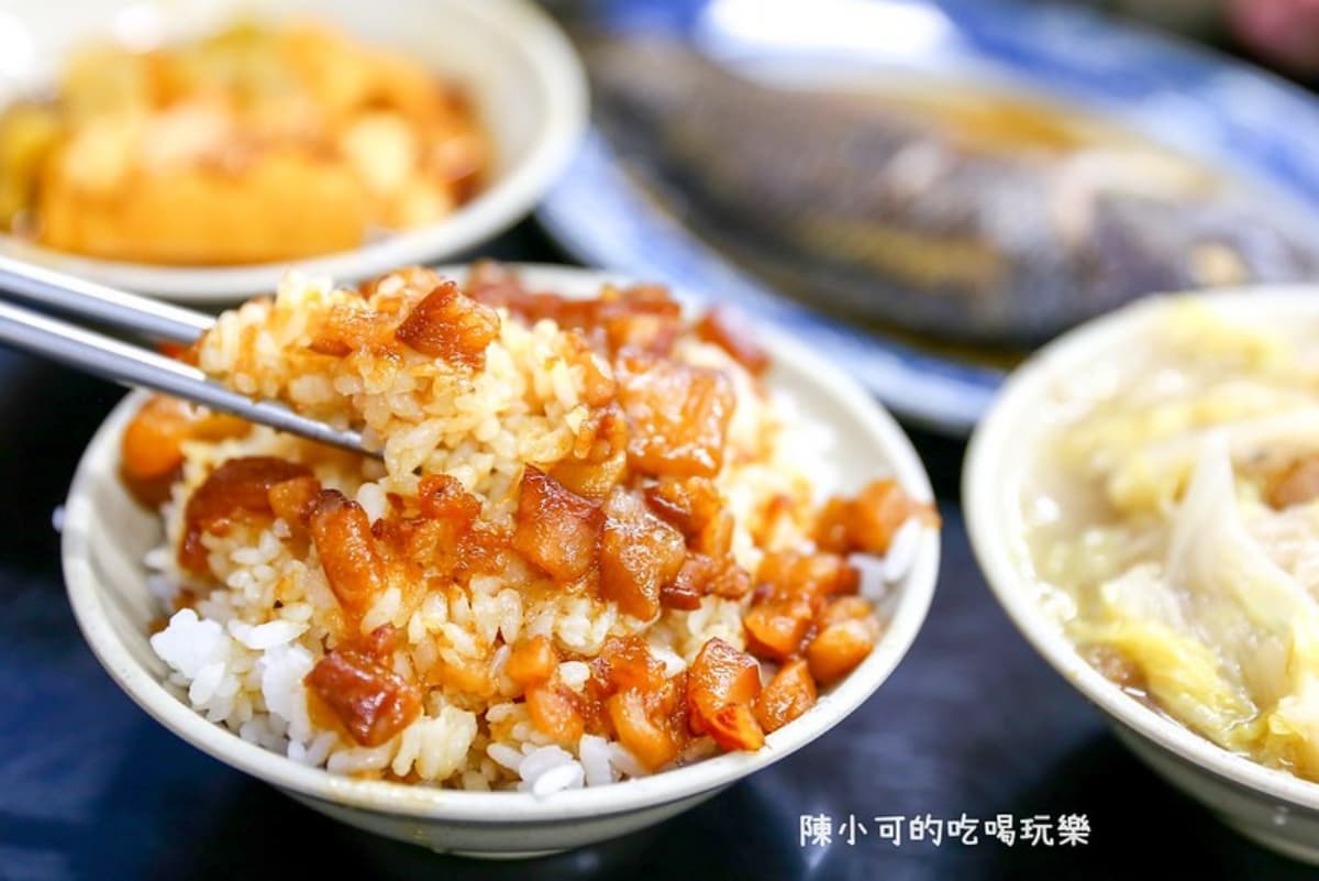 月底省荷包!三重6家銅板小吃:巨無霸麻糬、爆量大腸麵線、網推第一滷肉飯 月底省荷包!三重6家銅板小吃:巨無霸麻糬、爆量大腸麵線、網推第一滷肉飯