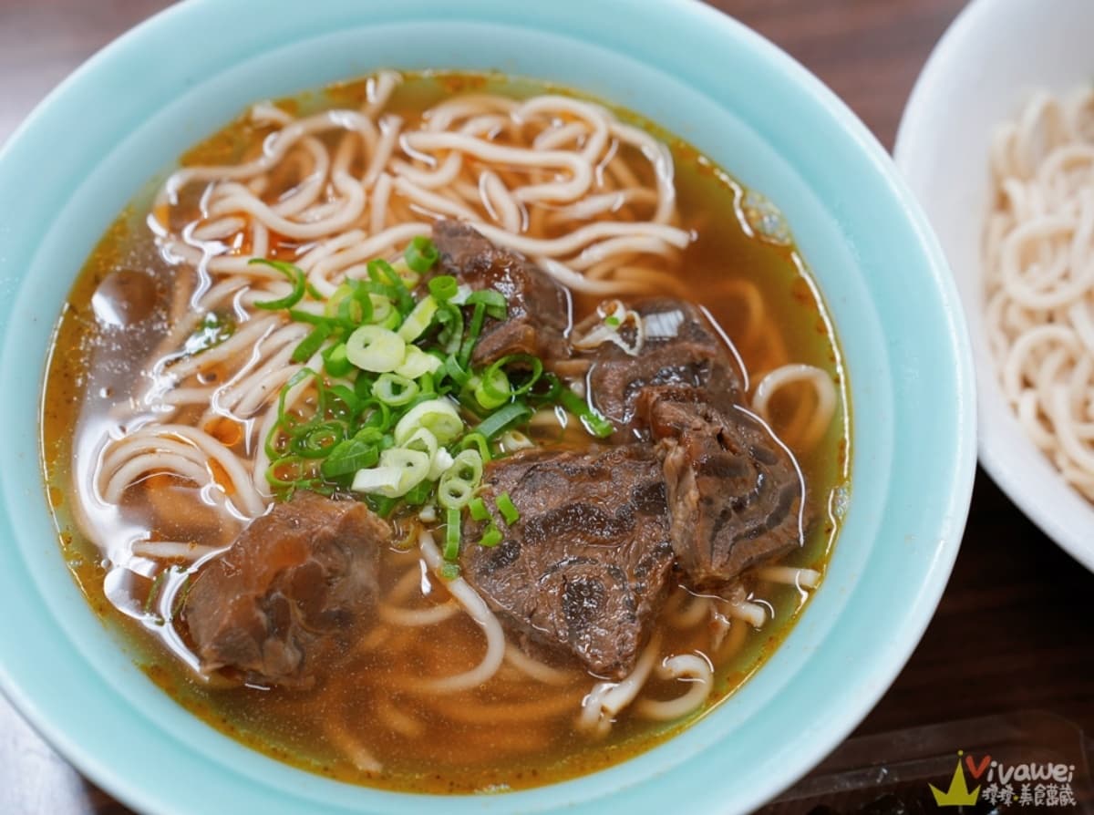 桃園人推爆!中壢5必吃牛肉麵:免費加麵加湯、1700則好評、只賣1種湯頭 桃園人推爆!中壢5必吃牛肉麵:免費加麵加湯、1700則好評、只賣1種湯頭