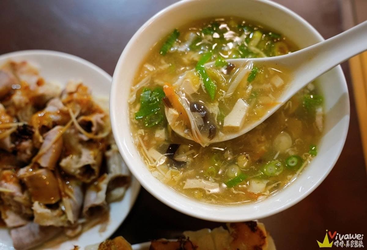 步行10分內!士林站5網推美食:蔣友柏最愛鍋貼、熟客拿鍋子裝、小菜免費加 步行10分內!士林站5網推美食:蔣友柏最愛鍋貼、熟客拿鍋子裝、小菜免費加