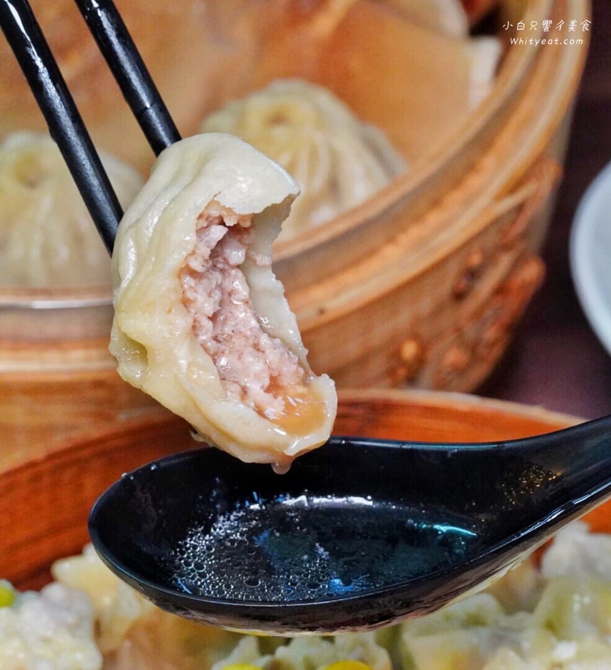 會牽絲的燒賣!台南「起司燒賣」每日手工現包,超大一顆只要11元快衝 會牽絲的燒賣!台南「起司燒賣」每日手工現包,超大一顆只要11元快衝