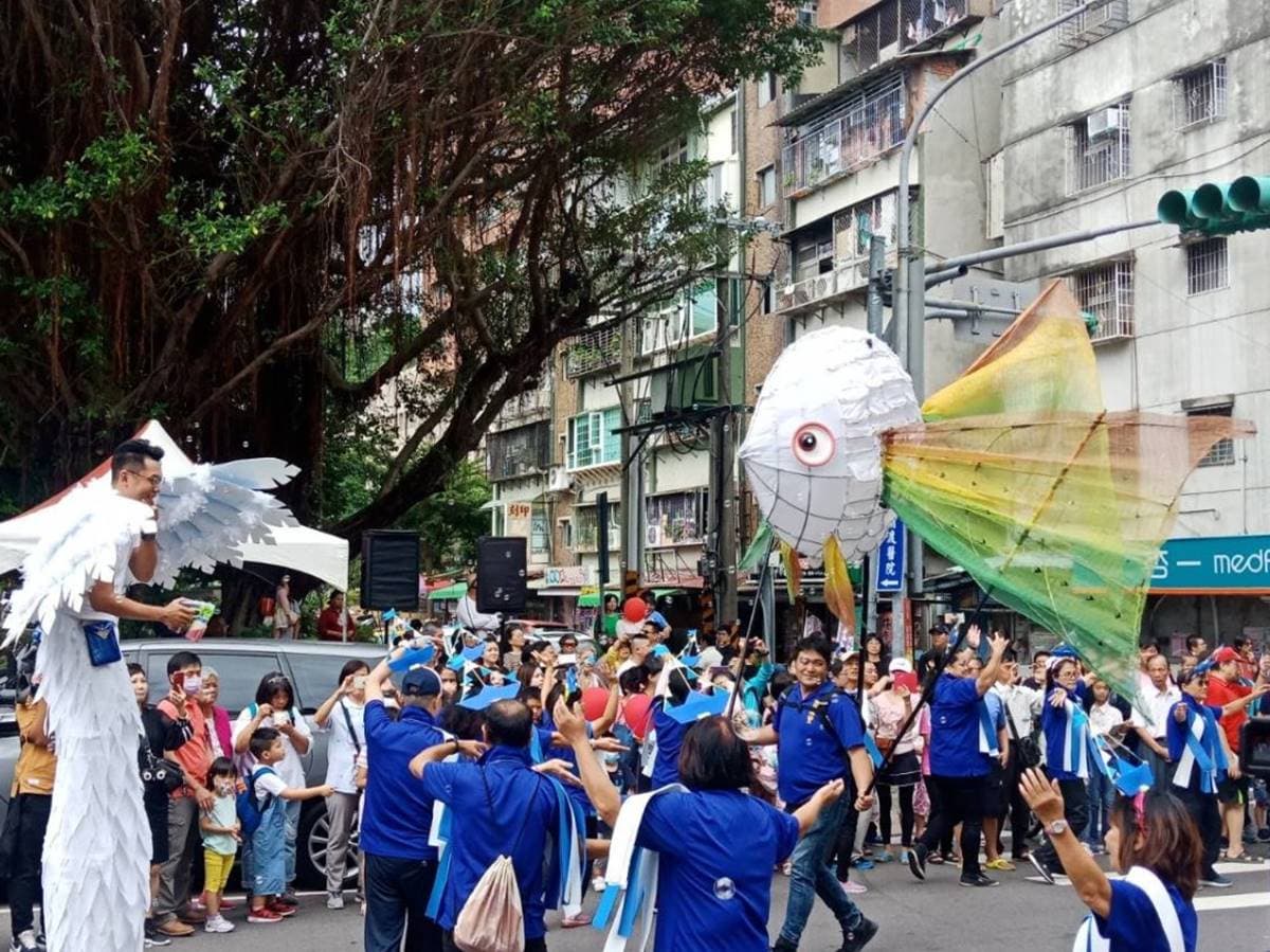 全台唯一「水上市集」2天快閃台北!開逛45家攤位,踩街遊行、枕頭大戰嗨翻 全台唯一「水上市集」2天快閃台北!開逛45家攤位,踩街遊行、枕頭大戰嗨翻