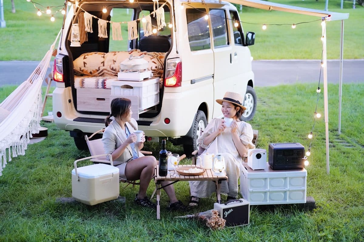 會移動的網美飯店!超狂露營車20多樣配件可用,韓國鍋具、日本餐具全都款便便 會移動的網美飯店!超狂露營車20多樣配件可用,韓國鍋具、日本餐具全都款便便