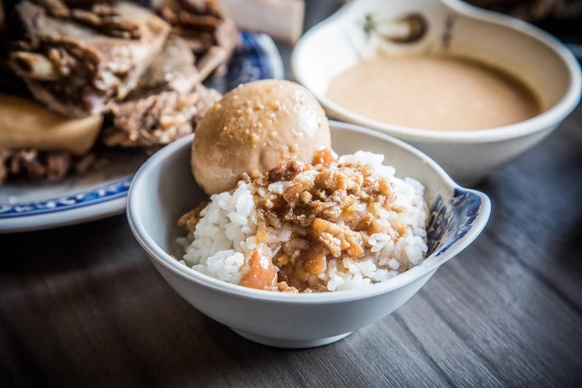 免500元羊肉爐吃到飽!近百種食材、羊大骨無限吃,加碼開吸精華滿滿羊骨髓 免500元羊肉爐吃到飽!近百種食材、羊大骨無限吃,加碼開吸精華滿滿羊骨髓