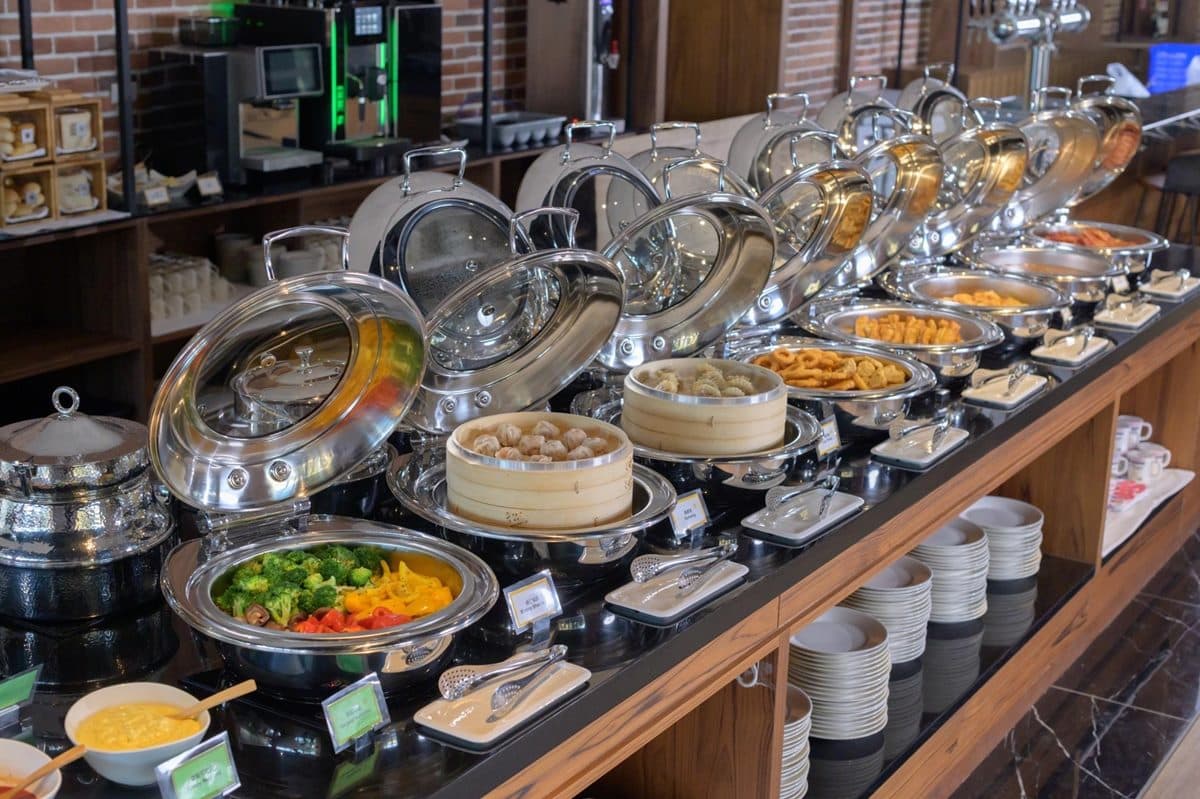 【新開店】名字有任3字免費住!台中海線最新打卡飯店,早餐爽吃到下午2點 【新開店】名字有任3字免費住!台中海線最新打卡飯店,早餐爽吃到下午2點