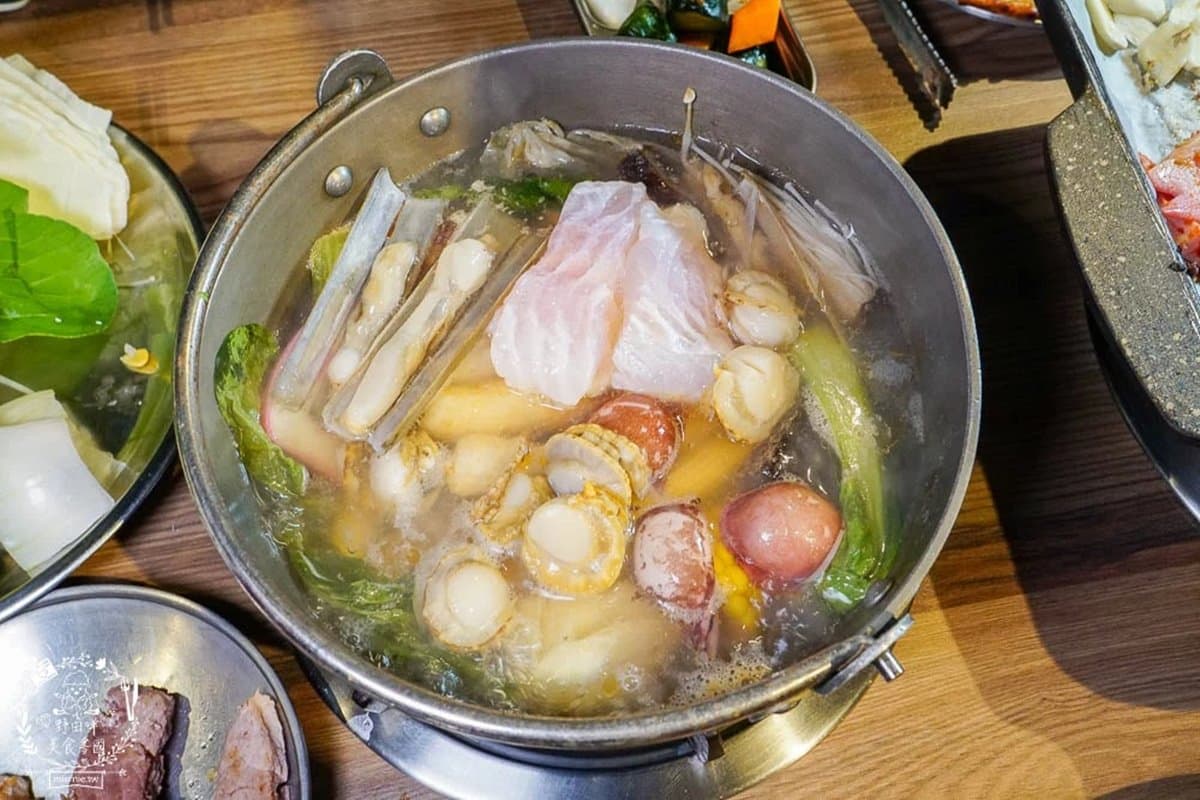 吃到飽最低328元!火烤兩吃80種食材+韓式料理無限吃,還能自煮海鮮痛風鍋 吃到飽最低328元!火烤兩吃80種食材+韓式料理無限吃,還能自煮海鮮痛風鍋