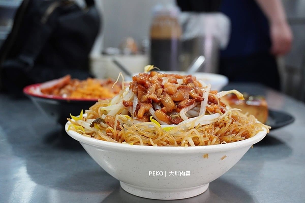 在地老饕都在排!新北6家高CP值台味早餐:25元加蛋蔥油餅、大水瓢免費加湯 在地老饕都在排!新北6家高CP值台味早餐:25元加蛋蔥油餅、大水瓢免費加湯