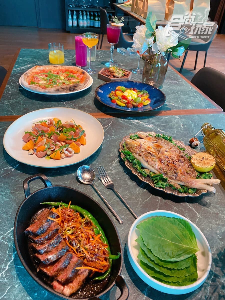 全台最多樓中樓房型飯店!必拍6公尺落地窗打卡房,全天爽拿免費點心、飲料 全台最多樓中樓房型飯店!必拍6公尺落地窗打卡房,全天爽拿免費點心、飲料