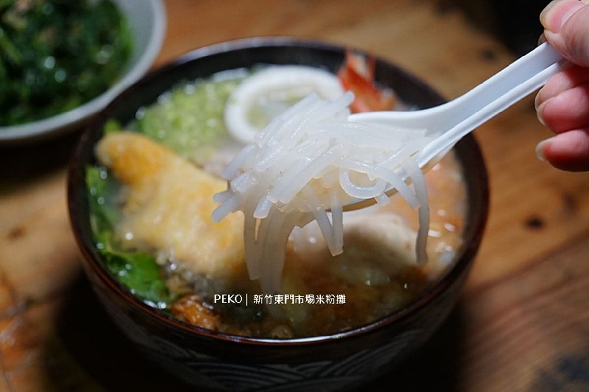 新竹最強芋頭米粉湯!香Q芋頭尬海鮮塞滿整碗,「好評破千攤車」隱身市場 新竹最強芋頭米粉湯!香Q芋頭尬海鮮塞滿整碗,「好評破千攤車」隱身市場