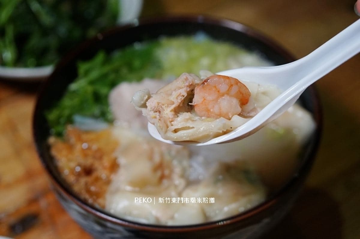 新竹最強芋頭米粉湯!香Q芋頭尬海鮮塞滿整碗,「好評破千攤車」隱身市場 新竹最強芋頭米粉湯!香Q芋頭尬海鮮塞滿整碗,「好評破千攤車」隱身市場