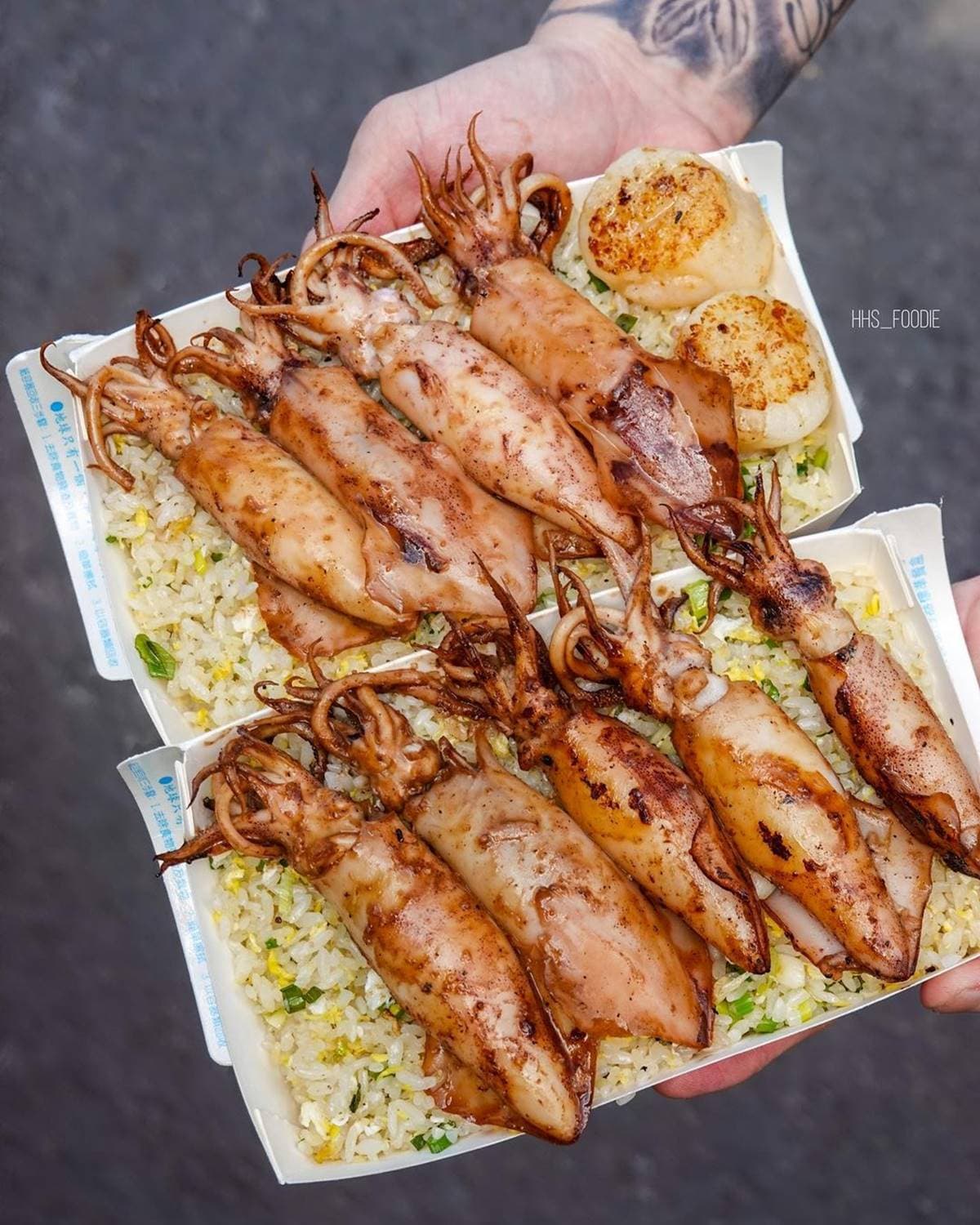 滿到蓋不上!5家爆量系炒飯:鋪滿30隻白蝦、碗公炒飯最低55元、超狂燒肉山 滿到蓋不上!5家爆量系炒飯:鋪滿30隻白蝦、碗公炒飯最低55元、超狂燒肉山