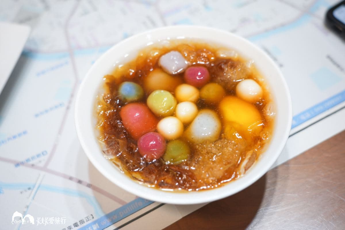 冬至必嘗古早味!30年老店湯圓想吃先排隊,爆漿「包餡湯圓」大人小孩都超愛 冬至必嘗古早味!30年老店湯圓想吃先排隊,爆漿「包餡湯圓」大人小孩都超愛