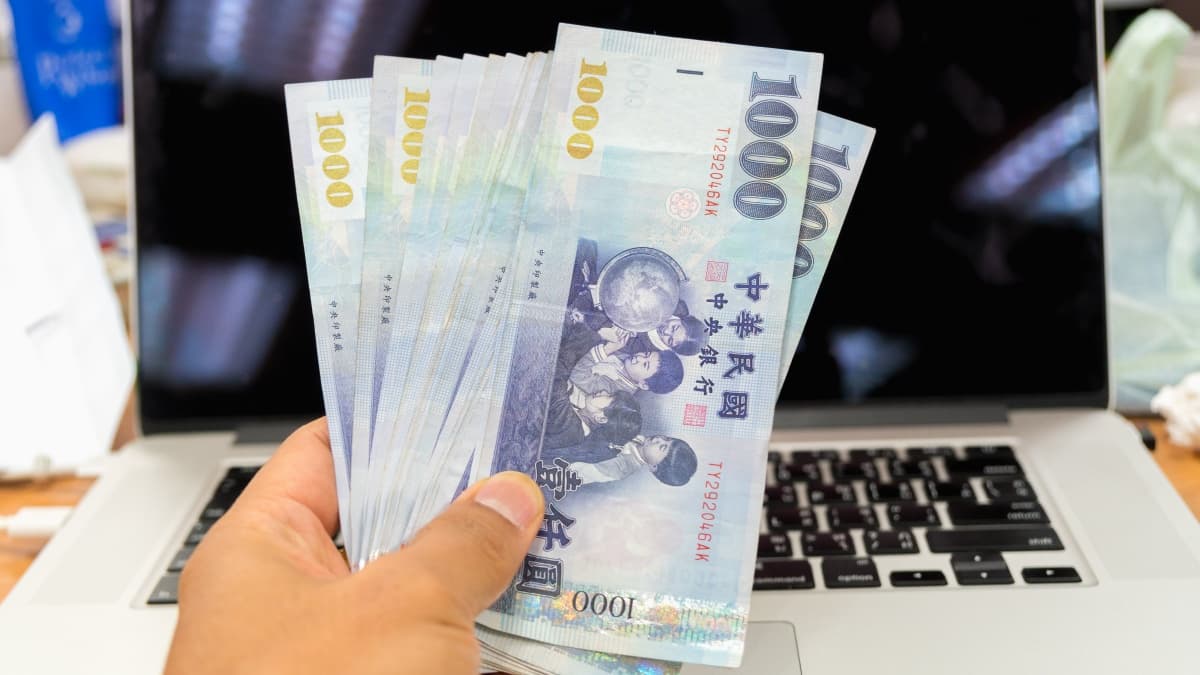 確定了!新春後全民「普發現金6000元」,擬2族群加碼最高拿15000元 確定了!新春後全民「普發現金6000元」,擬2族群加碼最高拿15000元
