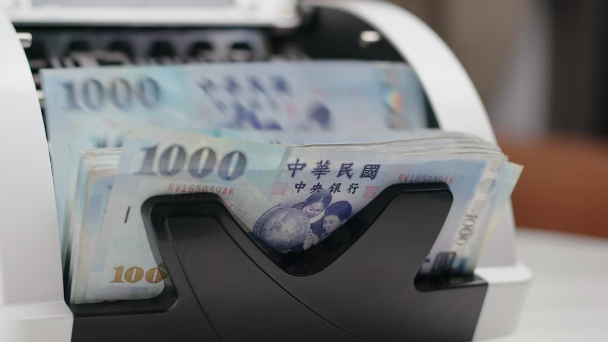 確定了!新春後全民「普發現金6000元」,擬2族群加碼最高拿15000元
