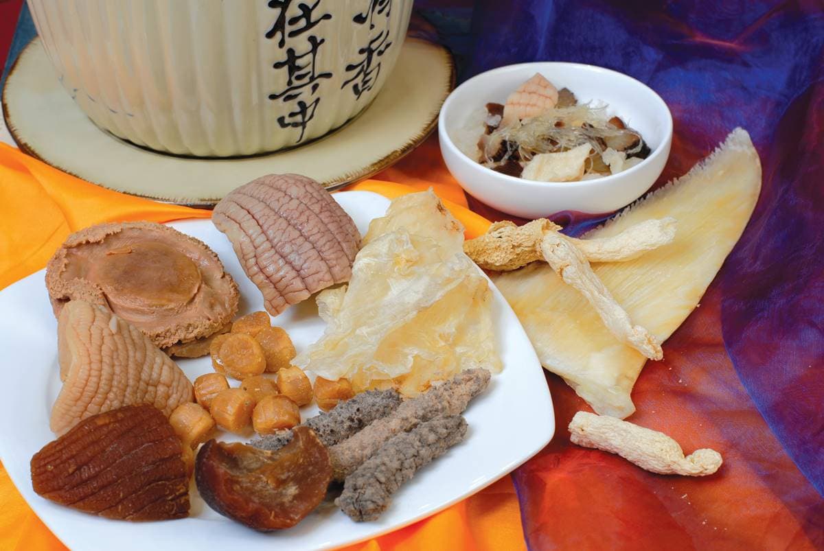 每年除夕都在吃!30種料塞1鍋的「佛跳牆」,為什麼是「年菜之王」 每年除夕都在吃!30種料塞1鍋的「佛跳牆」,為什麼是「年菜之王」