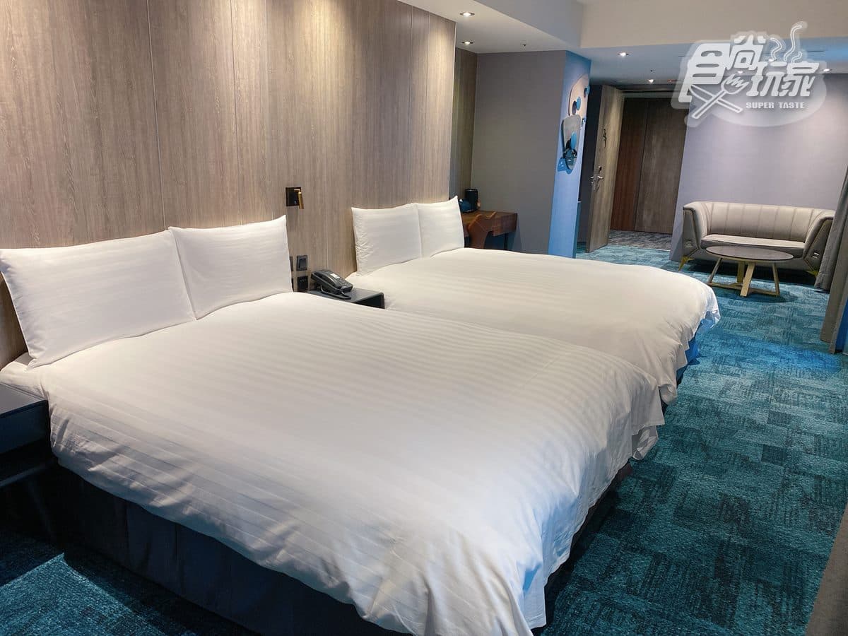 台北最新「高空旋轉木馬」飯店!星空電影院、美式餐車可拍,房內能看101 台北最新「高空旋轉木馬」飯店!星空電影院、美式餐車可拍,房內能看101