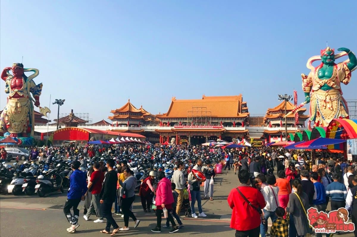全台最大「元宵高空煙火秀」在這!狂放40分鐘免費拍到飽,搭配蜂炮更震撼 全台最大「元宵高空煙火秀」在這!狂放40分鐘免費拍到飽,搭配蜂炮更震撼