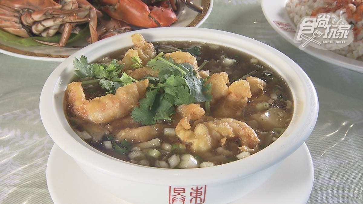 東港美食攻略!14家精選:黑鮪魚生魚片、平價海鮮餐廳、滿料飯湯 將「肉米蝦」拌入羹湯裡一起吃,一整個超飽足。