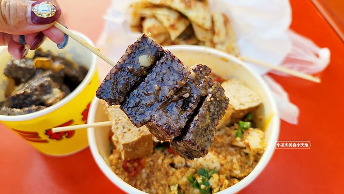 台中最大最好逛!旱溪夜市8攤人氣必吃:超萌雞蛋糕、爆餡夾饃、元老級豆干 台中最大最好逛!旱溪夜市8攤人氣必吃:超萌雞蛋糕、爆餡夾饃、元老級豆干