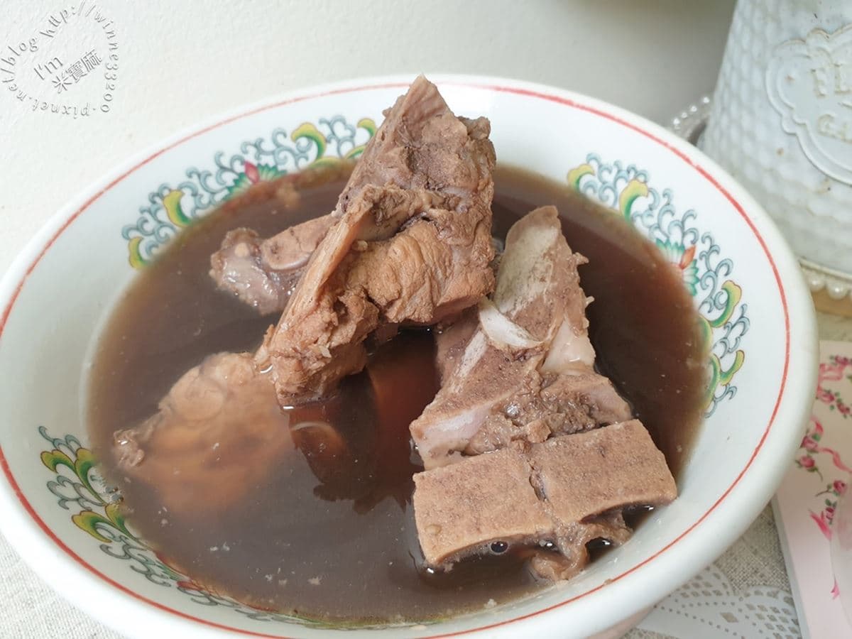 內行帶路吃新北!在地人最愛6小吃:60元鴨肉飯、排隊藥燉排骨、粉漿蛋餅 內行帶路吃新北!在地人最愛6小吃:60元鴨肉飯、排隊藥燉排骨、粉漿蛋餅