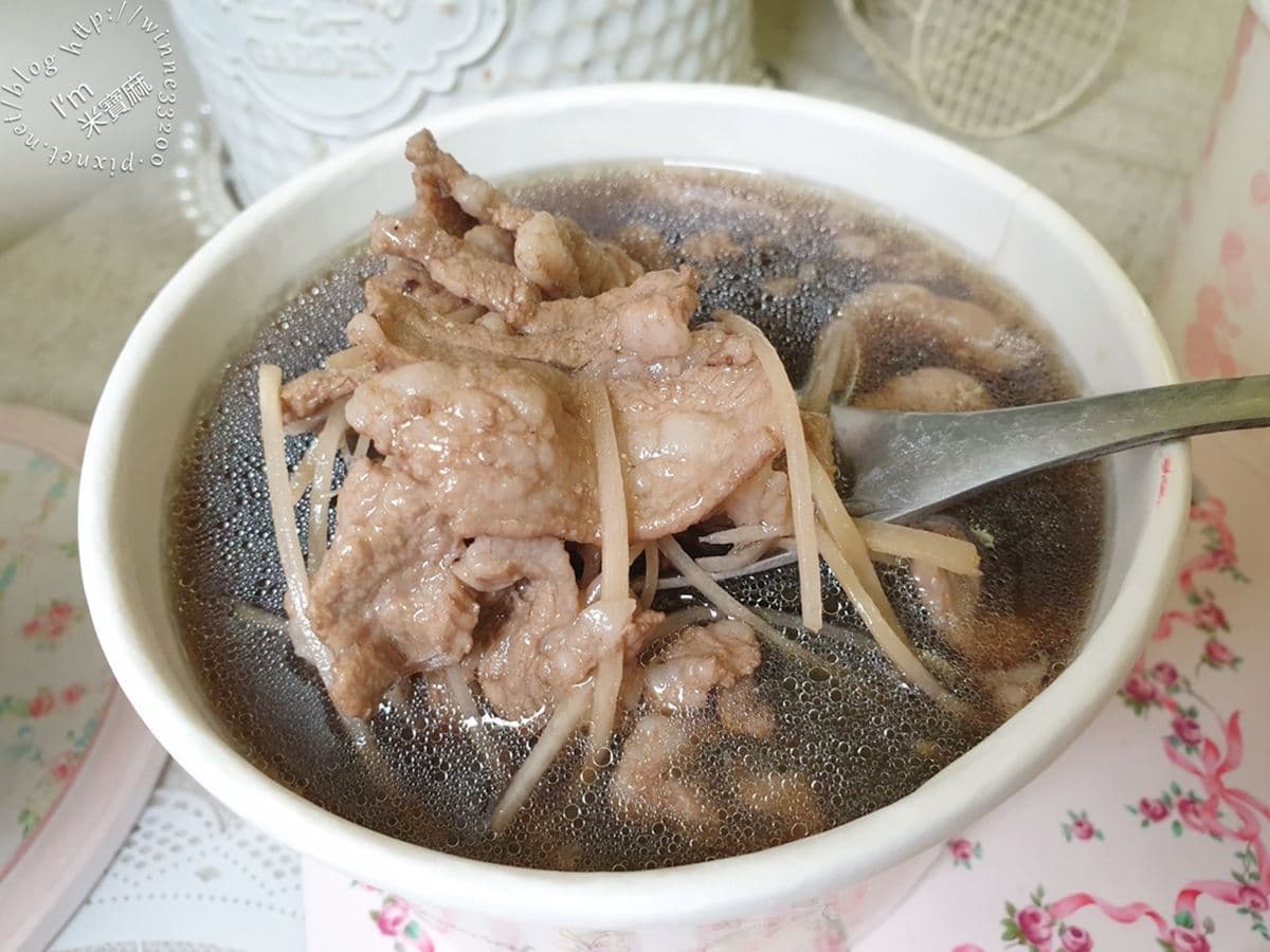 內行帶路吃新北!在地人最愛6小吃:60元鴨肉飯、排隊藥燉排骨、粉漿蛋餅 內行帶路吃新北!在地人最愛6小吃:60元鴨肉飯、排隊藥燉排骨、粉漿蛋餅