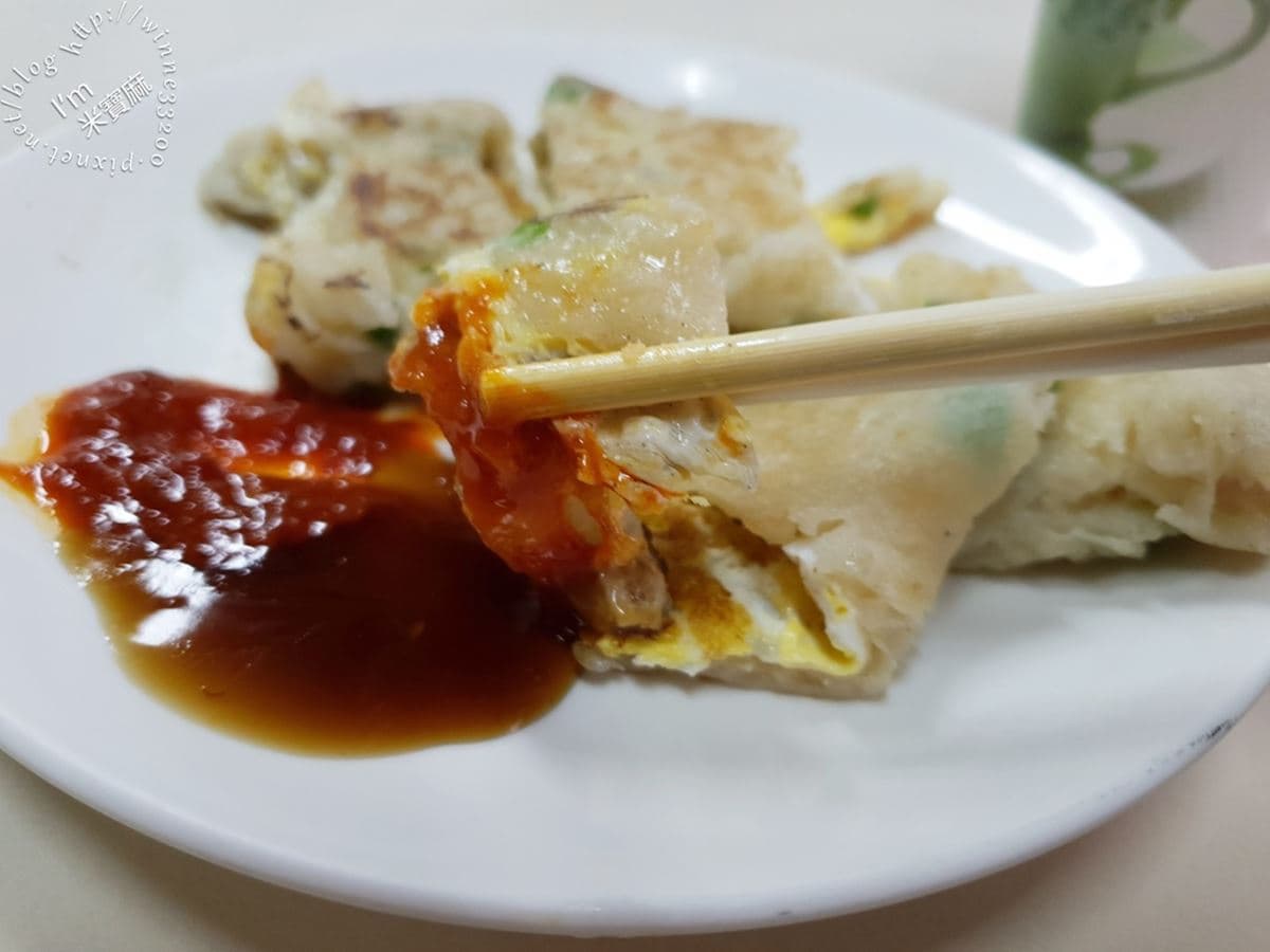 這裡的蛋不漲價!雙北6間加蛋美食:25元爽吃、號稱回購率100%、最強炸蛋餅 內行帶路吃新北!在地人最愛6小吃:60元鴨肉飯、排隊藥燉排骨、粉漿蛋餅