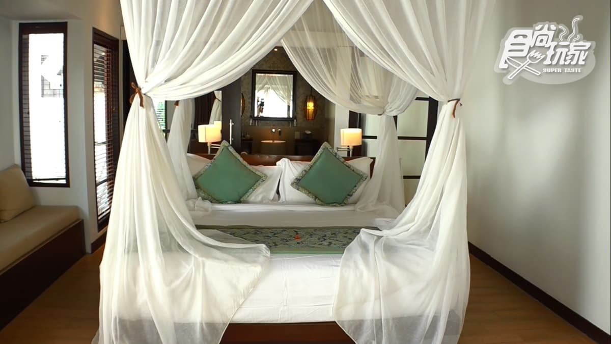 Lembongan Beach Club & Resort