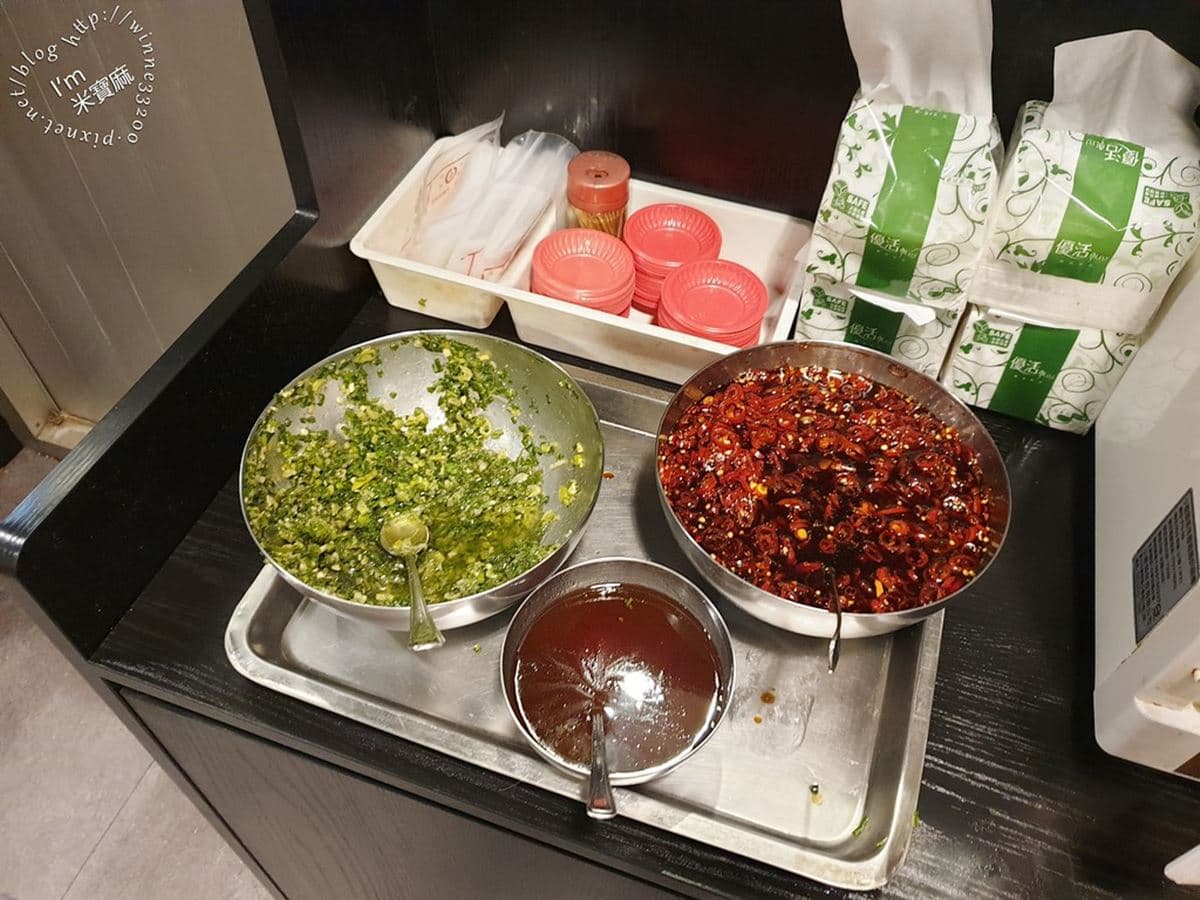 雙北好評燒臘名店!老饕激推6家:超限量鵝腿、免費續飯續湯、蔥油醬無限加 雙北好評燒臘名店!老饕激推6家:超限量鵝腿、免費續飯續湯、蔥油醬無限加