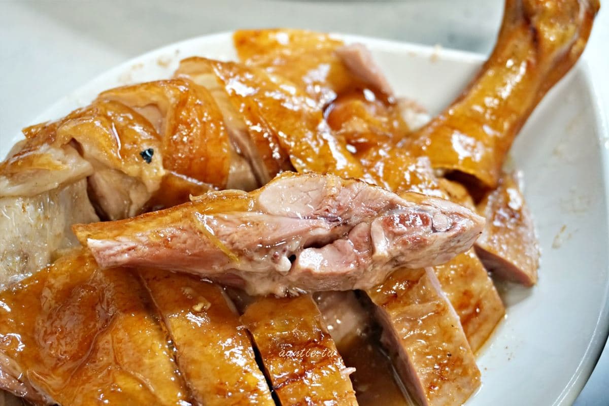 雙北好評燒臘名店!老饕激推6家:超限量鵝腿、免費續飯續湯、蔥油醬無限加 雙北好評燒臘名店!老饕激推6家:超限量鵝腿、免費續飯續湯、蔥油醬無限加