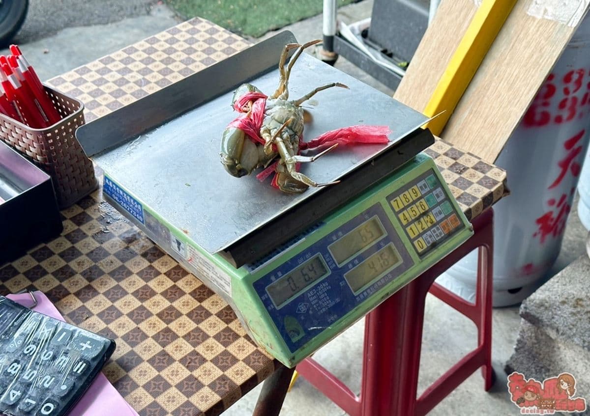 「整隻螃蟹粥」百元有找!限量秒殺想吃天亮就要來,爆膏蟹黃入粥一吃上癮 「整隻螃蟹粥」百元有找!限量秒殺想吃天亮就要來,爆膏蟹黃入粥一吃上癮